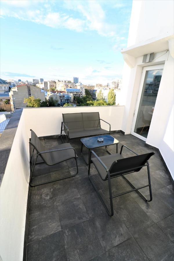 Athenee Palace Apartment - Panoramic View Terrace & Balcony - Free Minibar Bukarest Exteriör bild