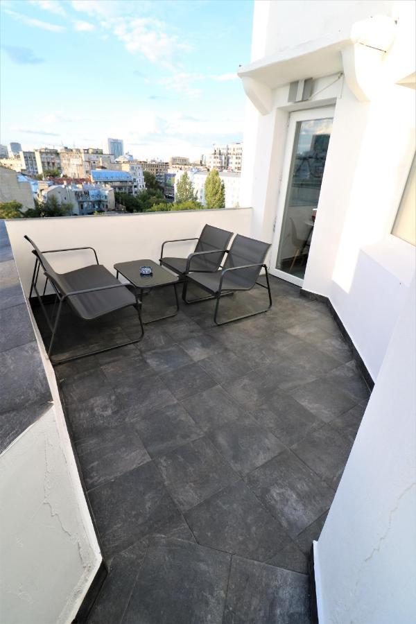 Athenee Palace Apartment - Panoramic View Terrace & Balcony - Free Minibar Bukarest Exteriör bild